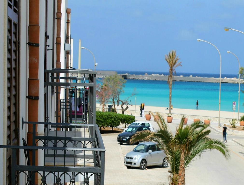 Araba Fenice Hotel San Vito Lo Capo Room photo